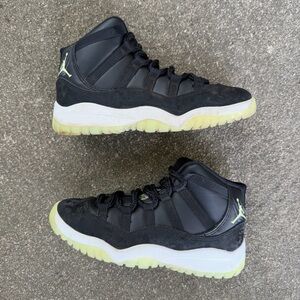 Air Jordan 11 Retro Black Barely Volt PS Preschool Kids Shoe Size 1Y IB1379-001
